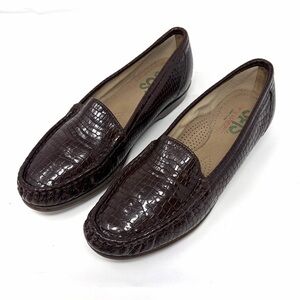SAS Women's Dark Brown Loafers Sz 8.5 N